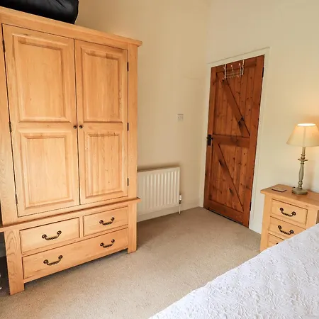 4 Greencross * Holme (Cumbria)